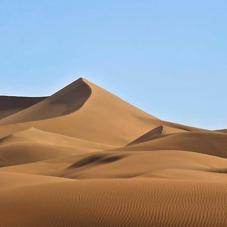 מחמיד Erg Chigaga Desert Luxury Camp מראה חיצוני תמונה